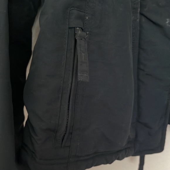 ABERCROBIE. Size L. Color navey. Inside green - Picture 5 of 13